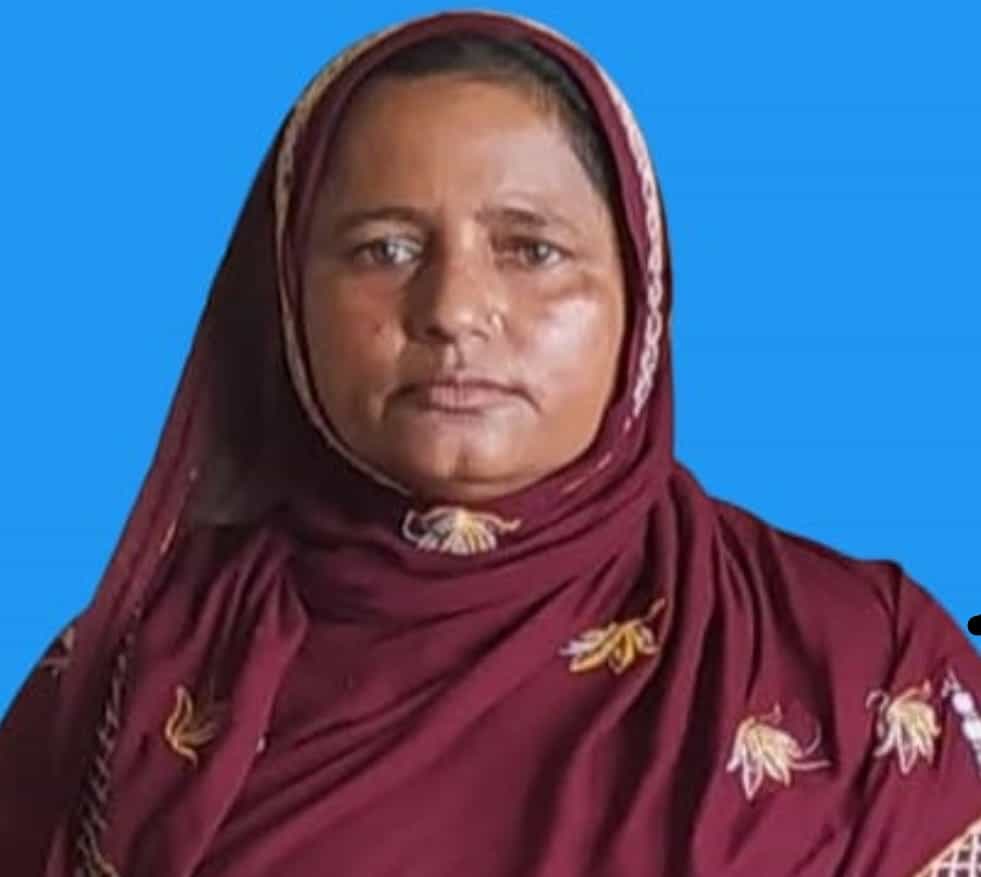 তাহিরপুরে শিক্ষিকা রেহেনার দাদন ব্যবসার জালে বন্দী হয়ে নিঃস্ব হচ্ছে অনেক পরিবার