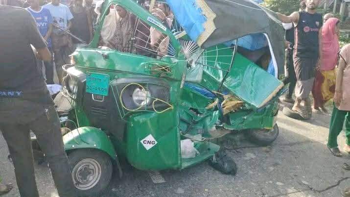সুনামগঞ্জের শান্তিগঞ্জে ট্রাক ও সিএনজির সংঘর্ষে চালকসহ তিনজন নিহত